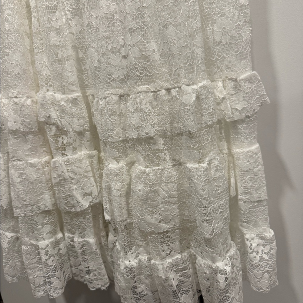 Ivy City Co White Lace Midi Dress - Picture 5 of 6